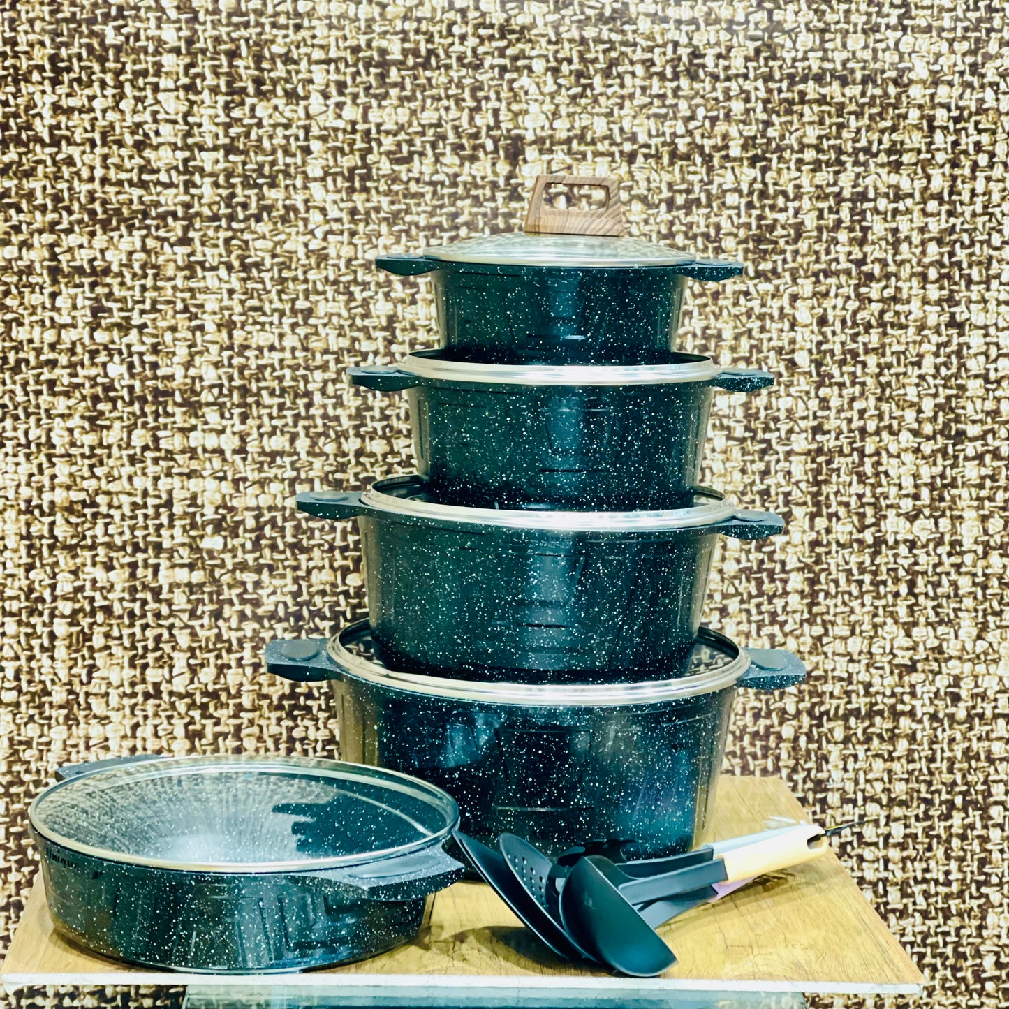 Unique 16 Pcs Nonstick Cookware