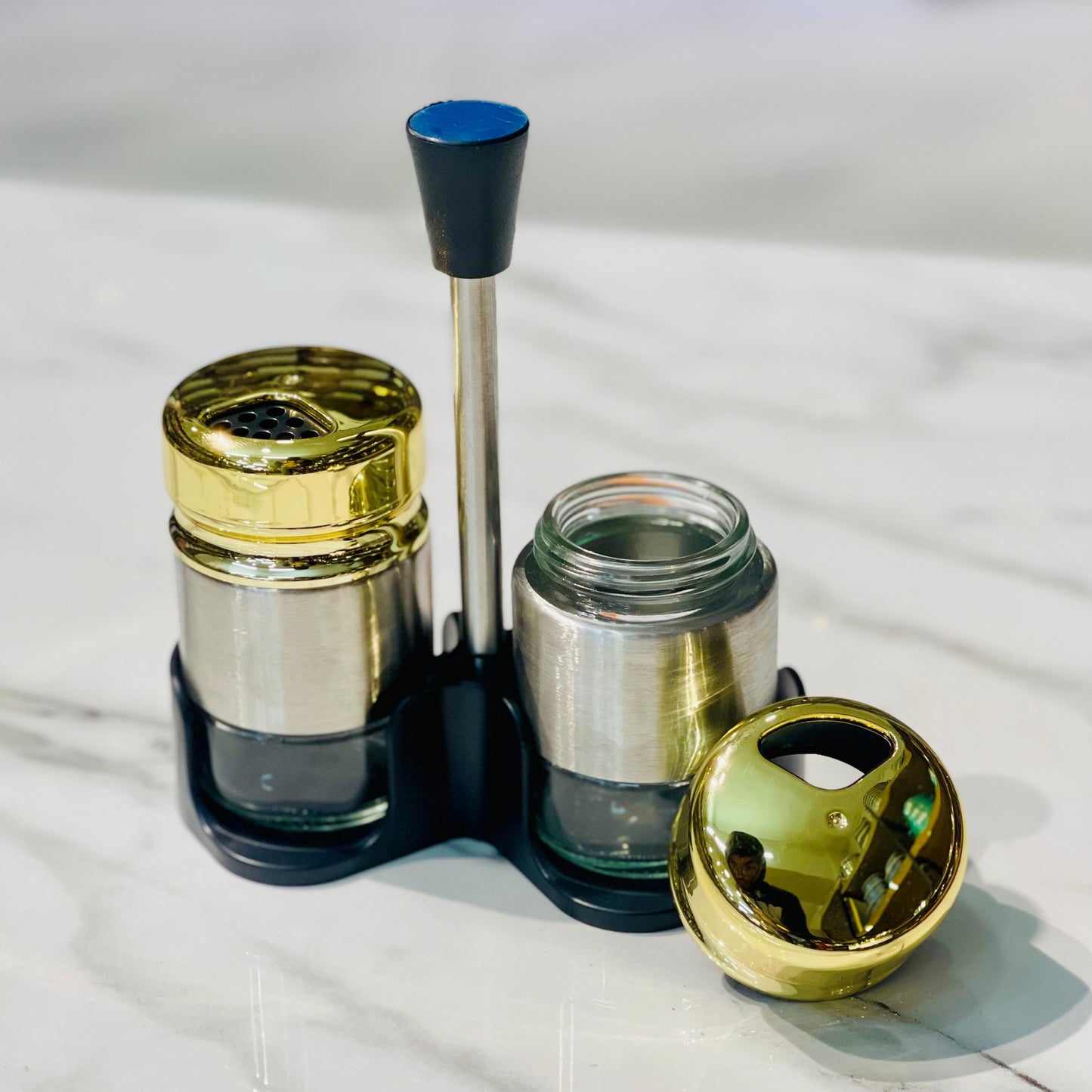 Salt & Pepper Shaker Set