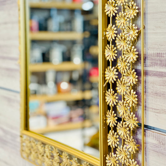 Metal Flower Design Wall Mirror