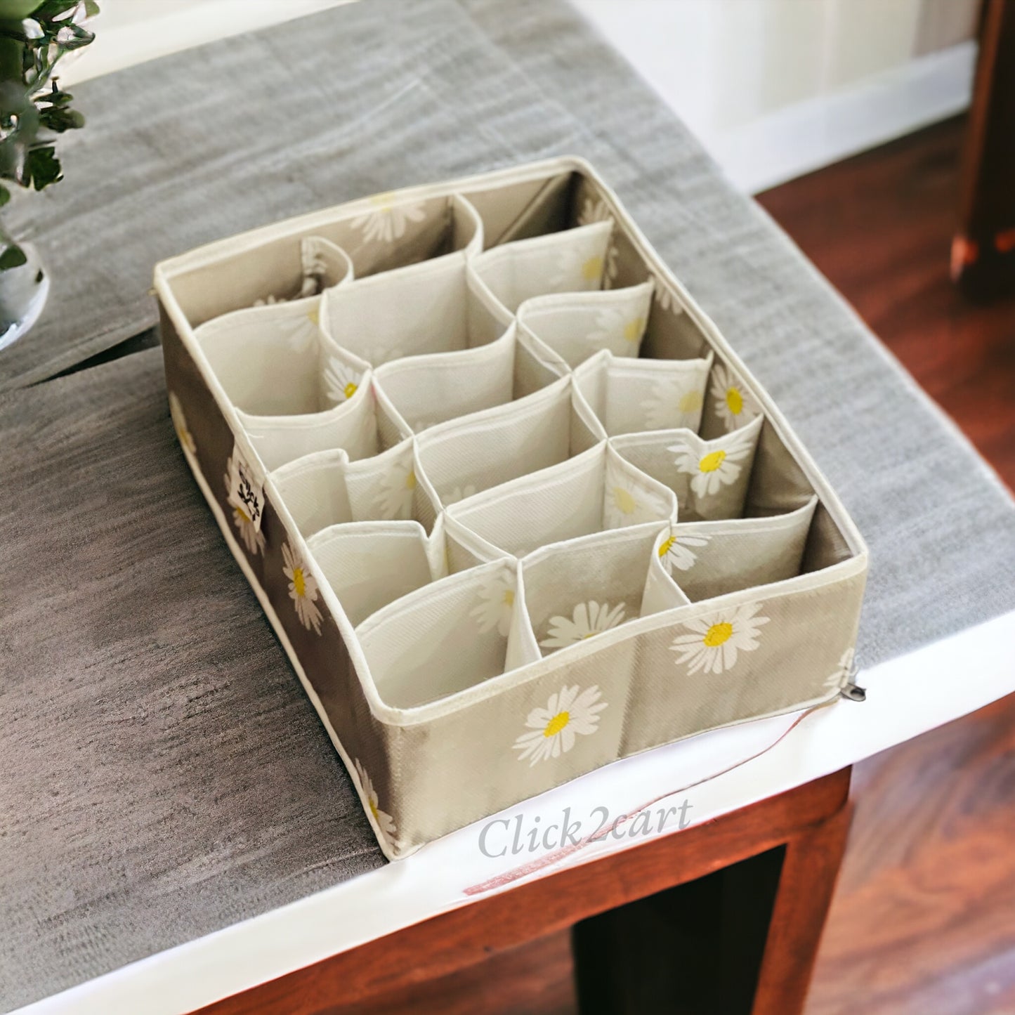 18 Grid Foldable Socks Organizer