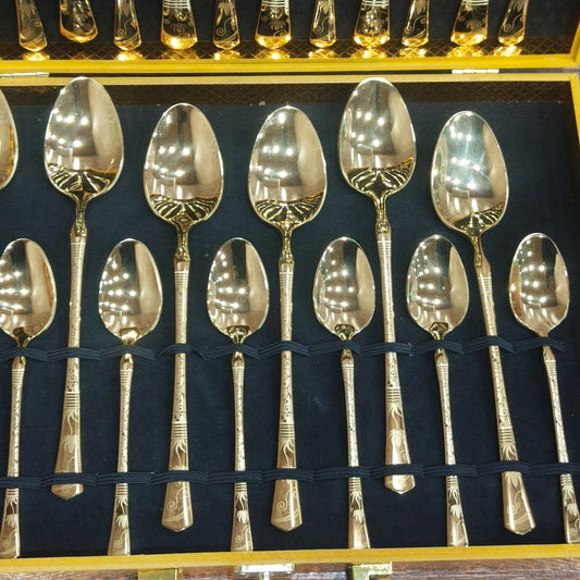 24 Pcs Cutlery Set (Golden)