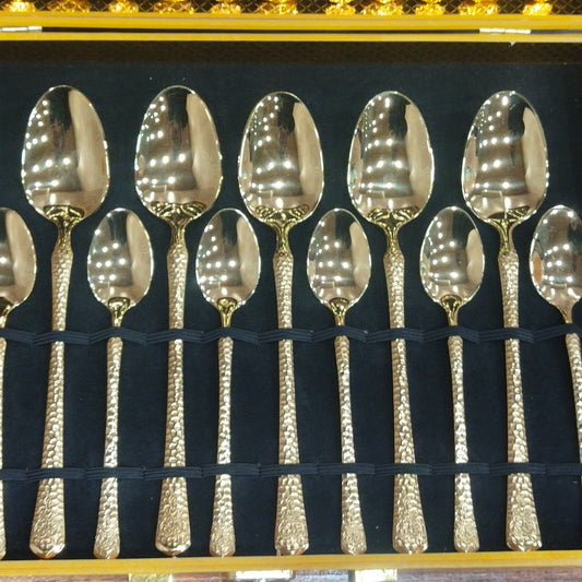 24 Pcs Cutlery Set (Golden)