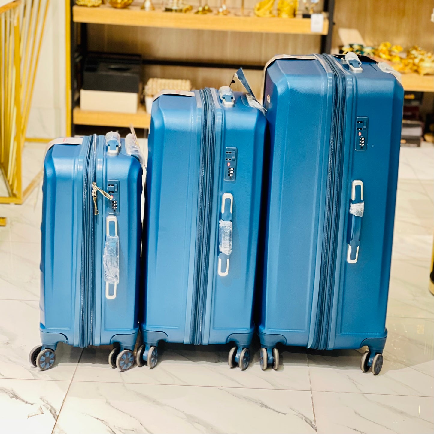 Luggage With 4 Spinner Wheels (3pcs)