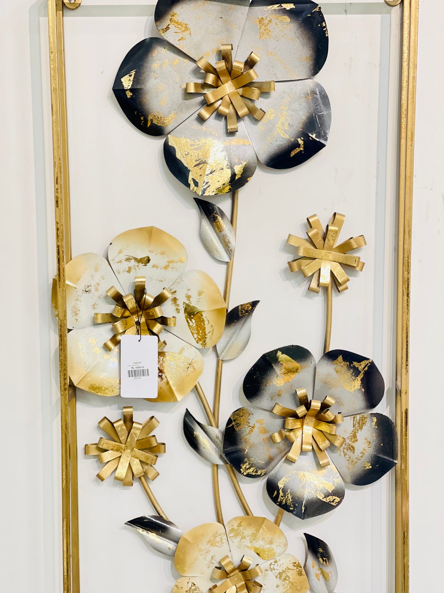 Flower Design Wall Hanging