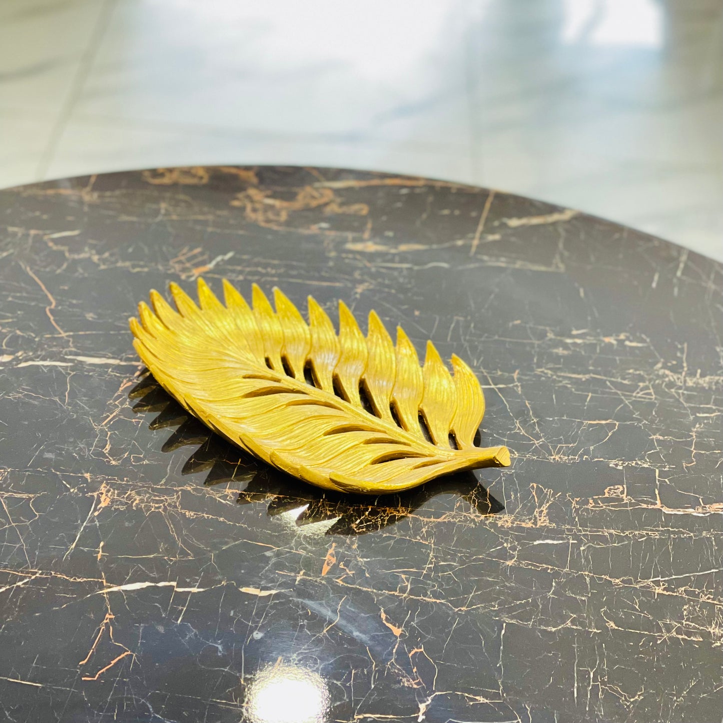 Ceramic Leaf Tray