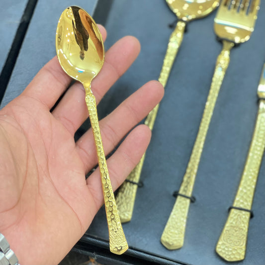 24 Pieces Golden Cutlery Set
