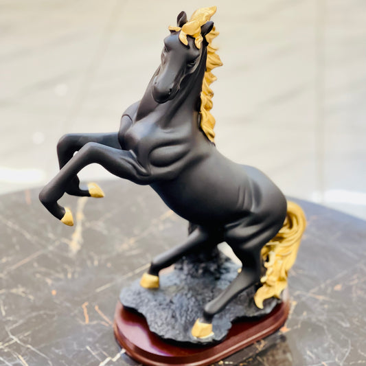 Resin Horse Statue