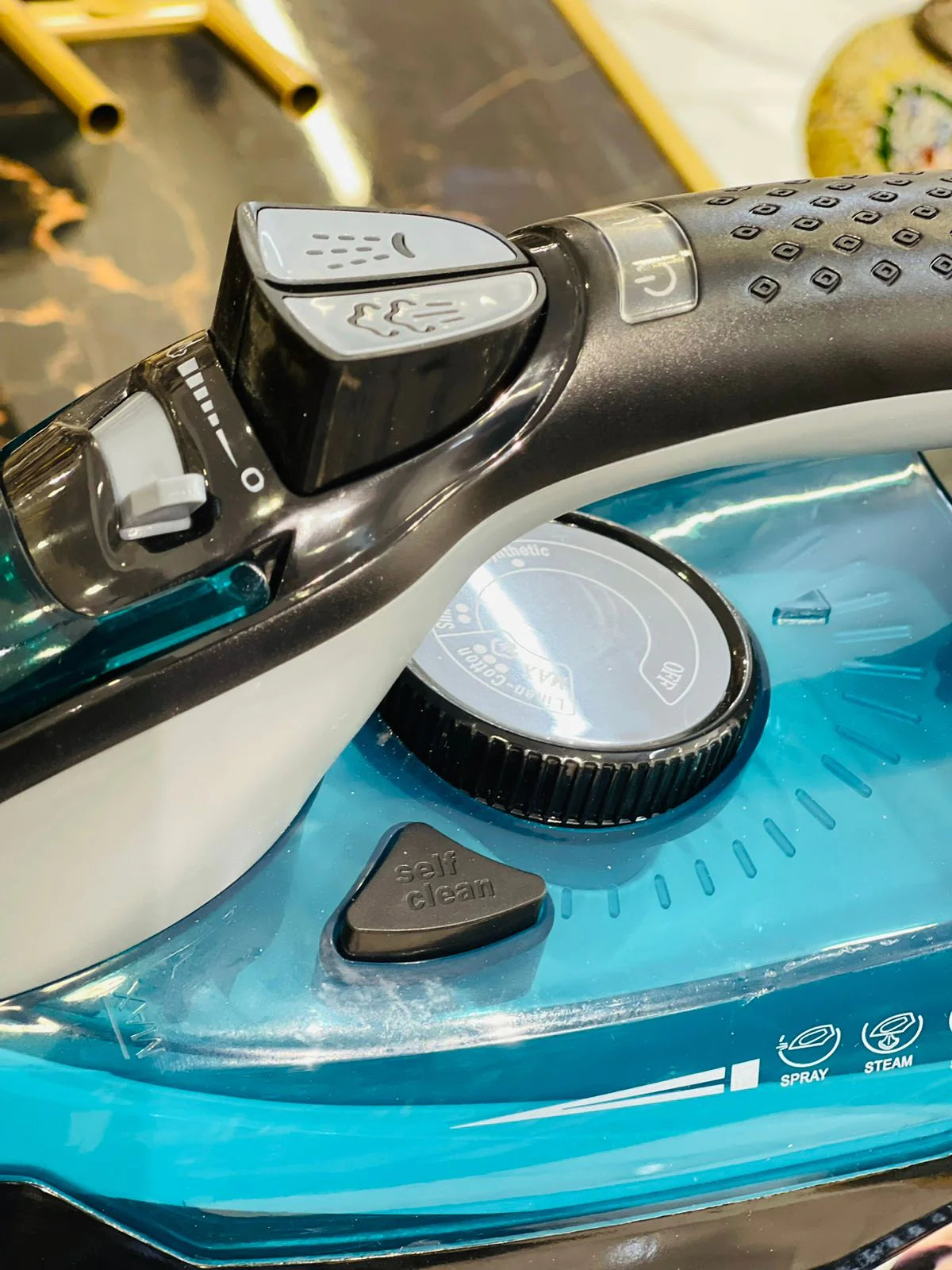 Silver Crest Steam Iron