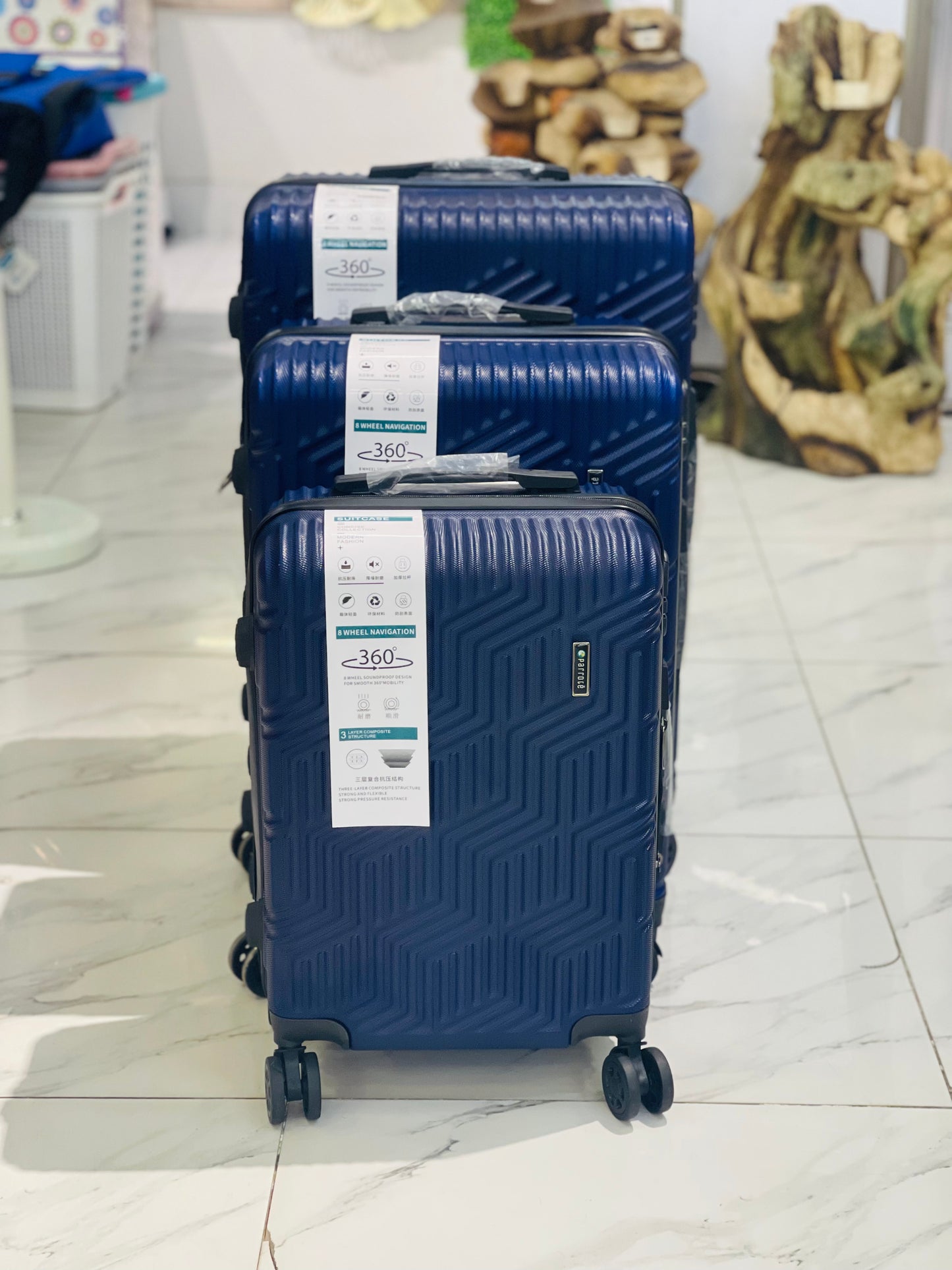 Luggage With 4 Spinner Wheels