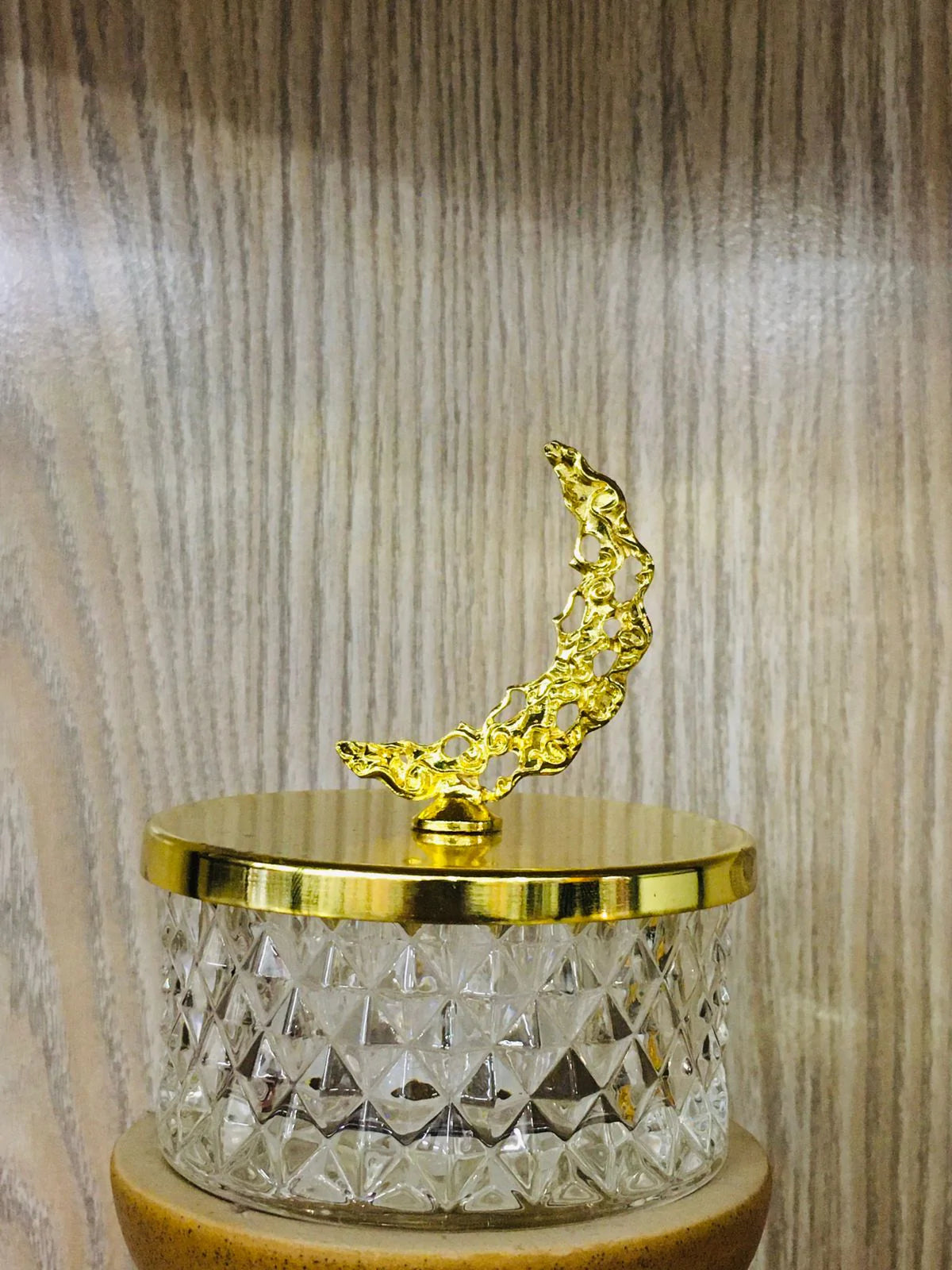 Trinket Box With Gold Little Bird Lid