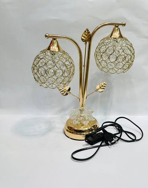 Double Globe Lamp
